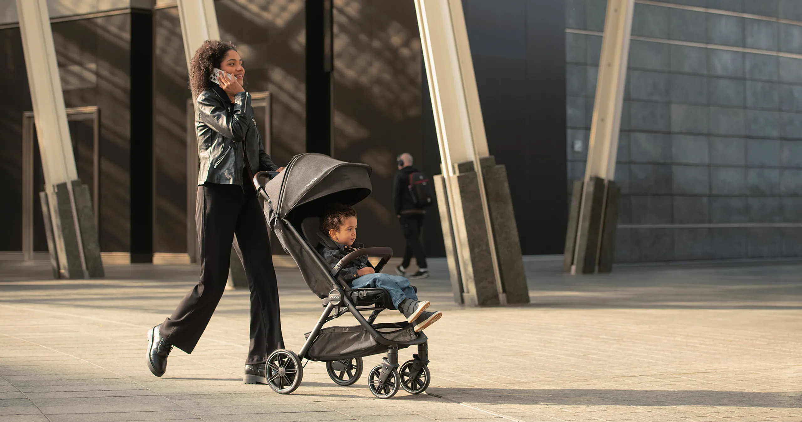 Compact & Lightweight Strollers
